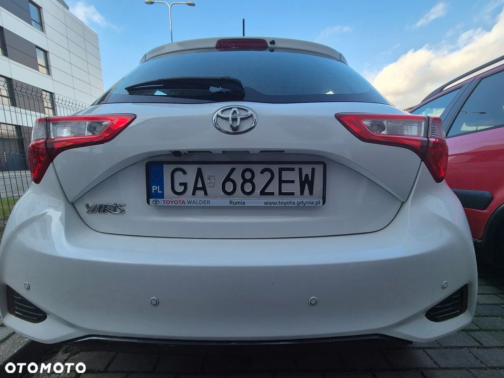Toyota Yaris 1.5 Premium - 6