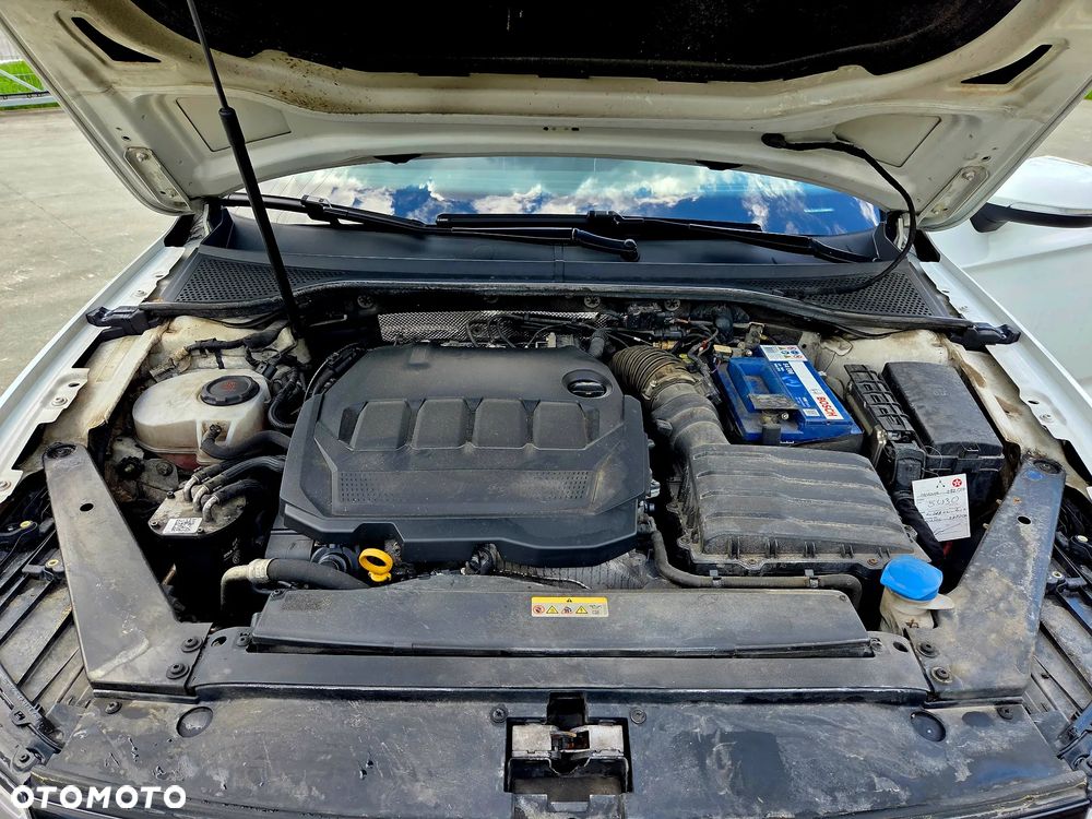 Volkswagen Passat 2.0 TDI SCR Highline DSG - 14