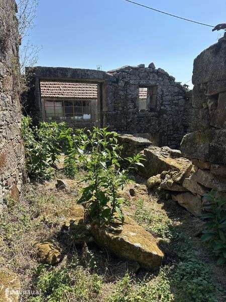 Moradia em Pedra para Reconstrução - Grande imagem: 3/11