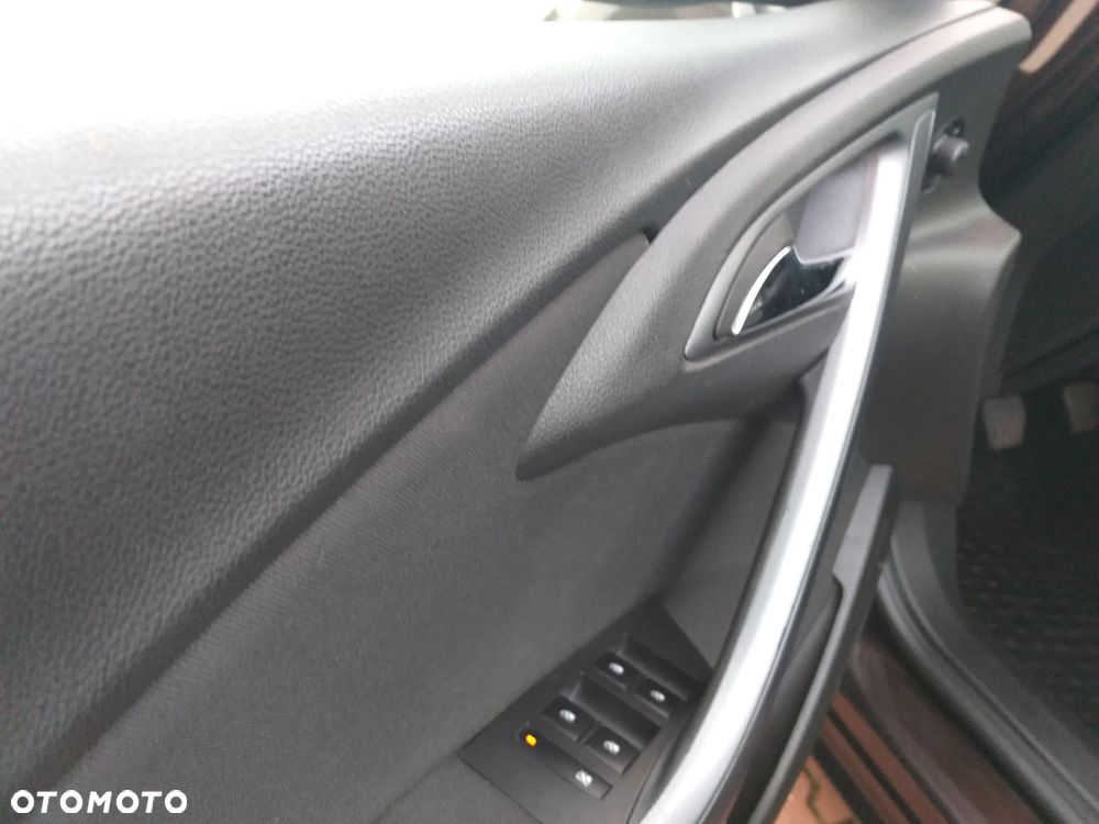 Opel Astra 2.0 CDTI Cosmo S&S - 8