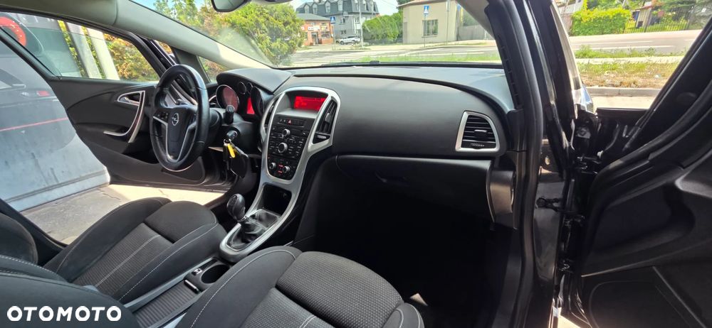 Opel Astra - 34