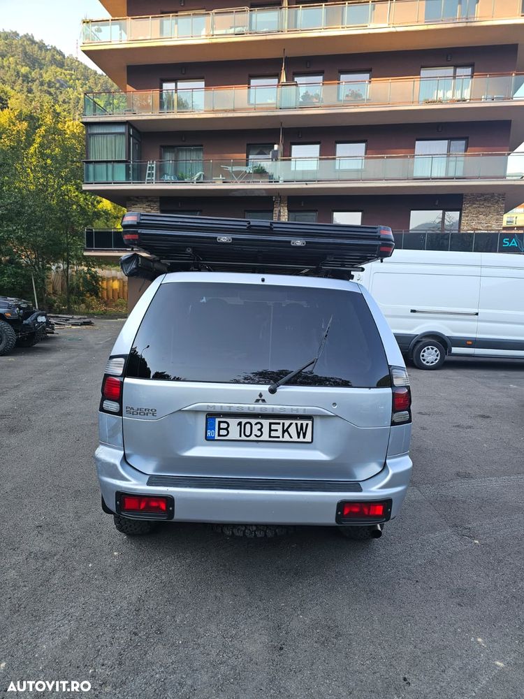Mitsubishi Pajero Sport 2.5 TD Intense Piele + - 8