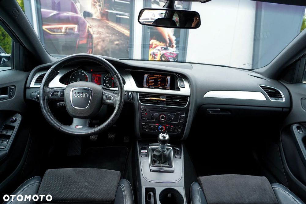 Audi A4 Avant - 29
