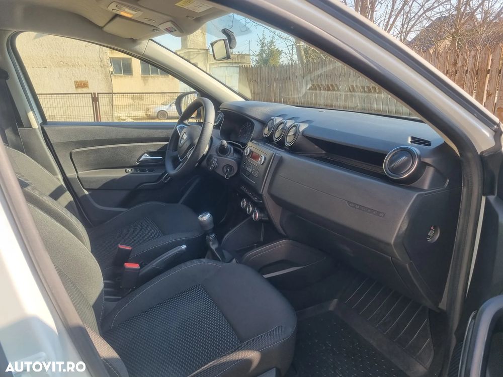 Dacia Duster 1.5 Blue dCi 4WD Comfort - 10