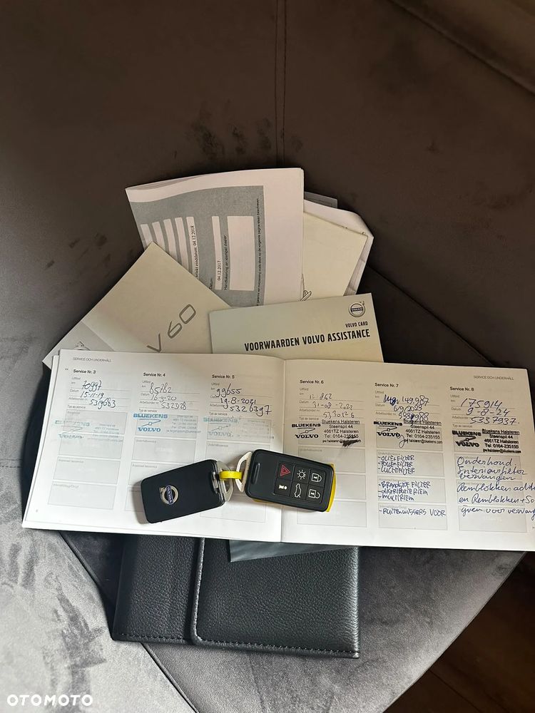 Volvo V60 D4 Geartronic - 30