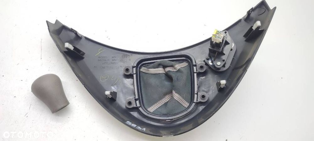 MIESZEK BIEGÓW RAMKA PANEL DEKOR MITSUBISHI GRANDIS MN151918 - 6