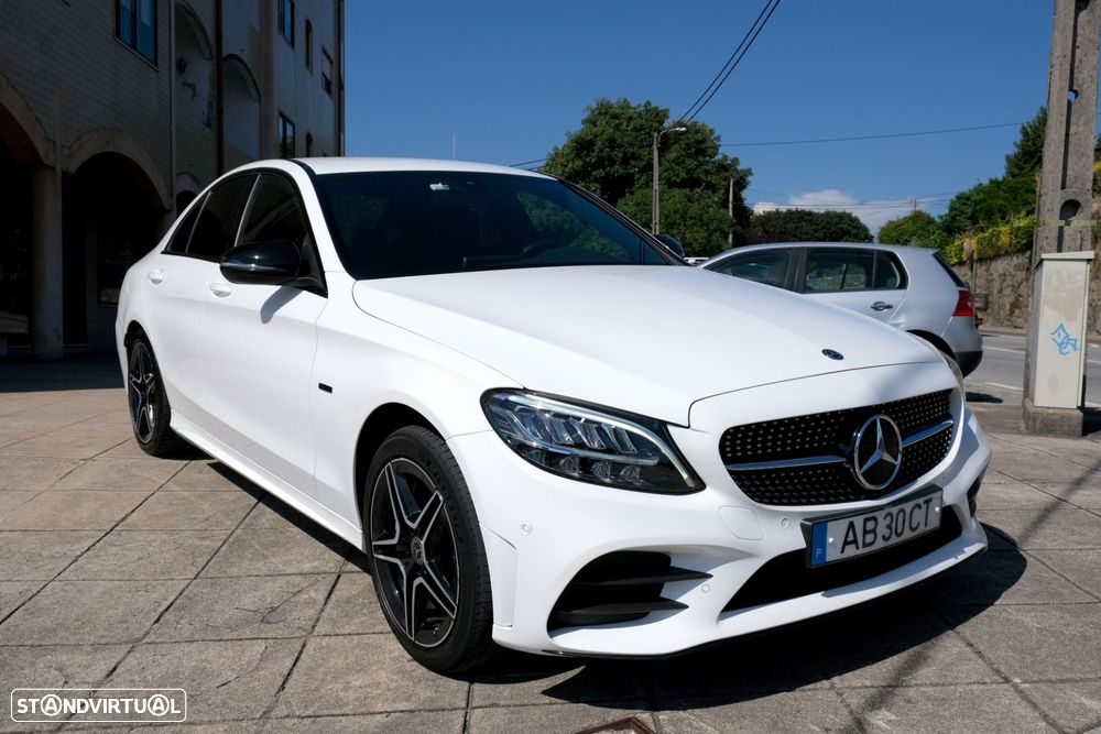 Mercedes-Benz C 300 de AMG Line - 4