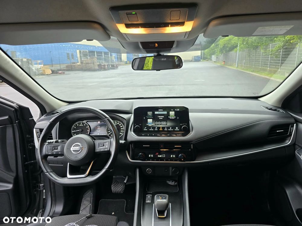Nissan Qashqai 1.3 DIG-T Tekna DCT - 26