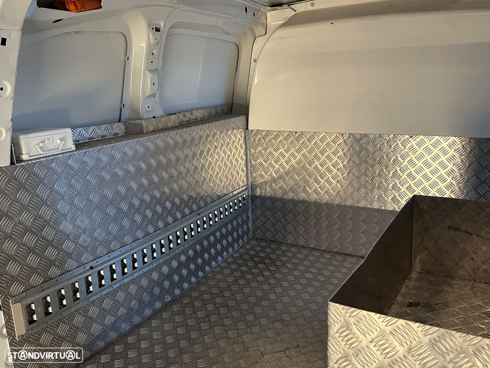 Citroën Berlingo 1.6Hdi 100cv - 13