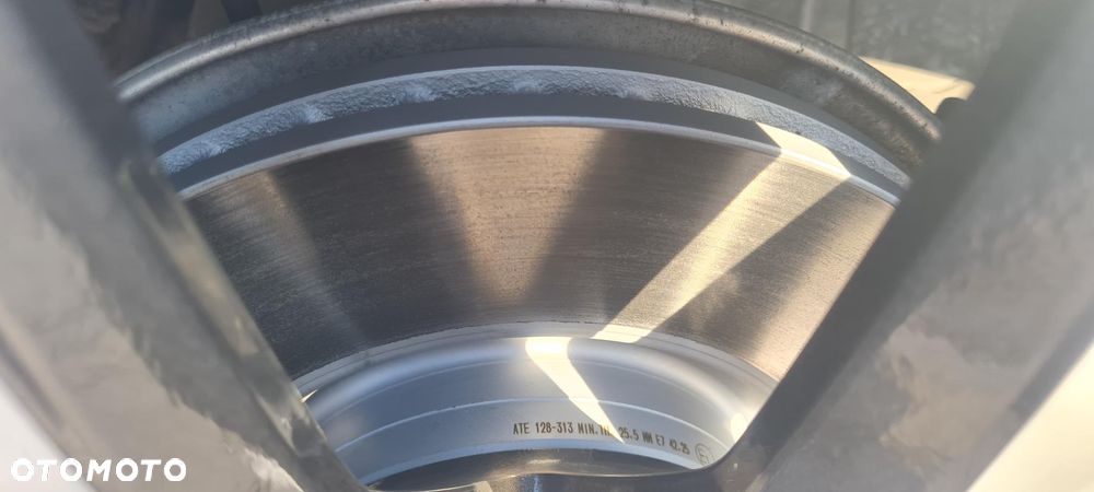 Volvo XC 60 B5 B AWD Geartronic Momentum Pro - 16