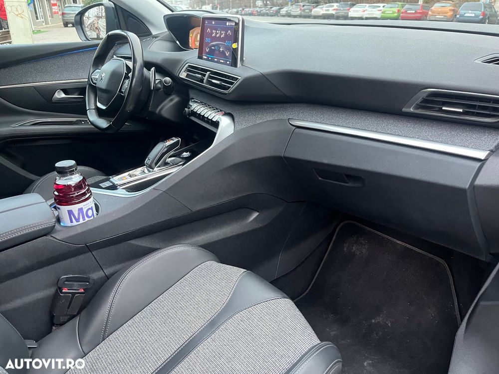 Peugeot 3008 PureTech 130 Stop & Start GPF EAT8 Allure - 7