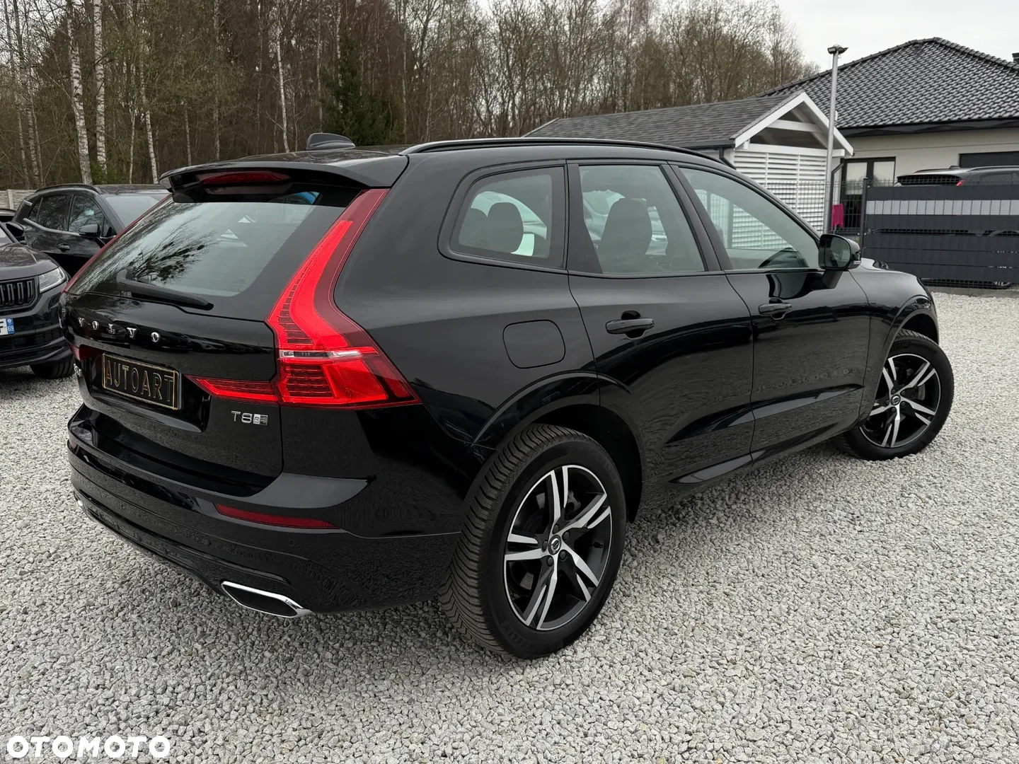Volvo XC 60 T8 Plug-In Hybrid AWD R-Design - 19