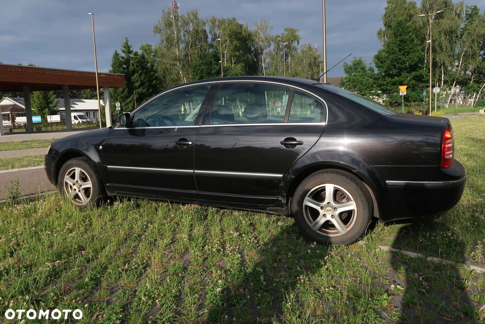 Skoda Superb 1.8T Elegance - 2