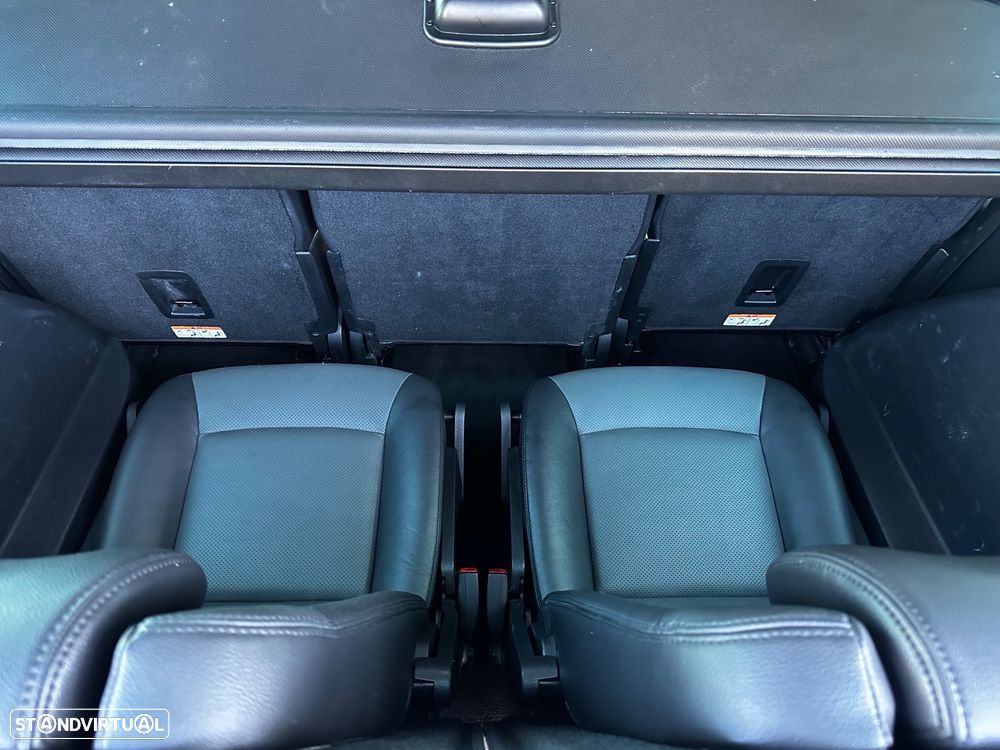 Ford S-Max 2.0 TDCi Titanium 7L - 25