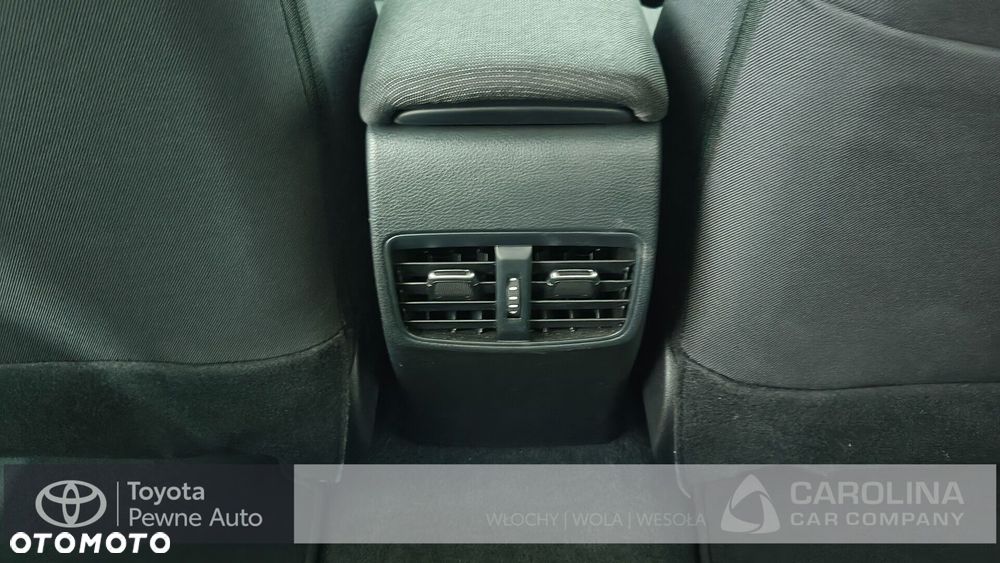 Toyota Corolla 1.8 Hybrid Comfort - 18