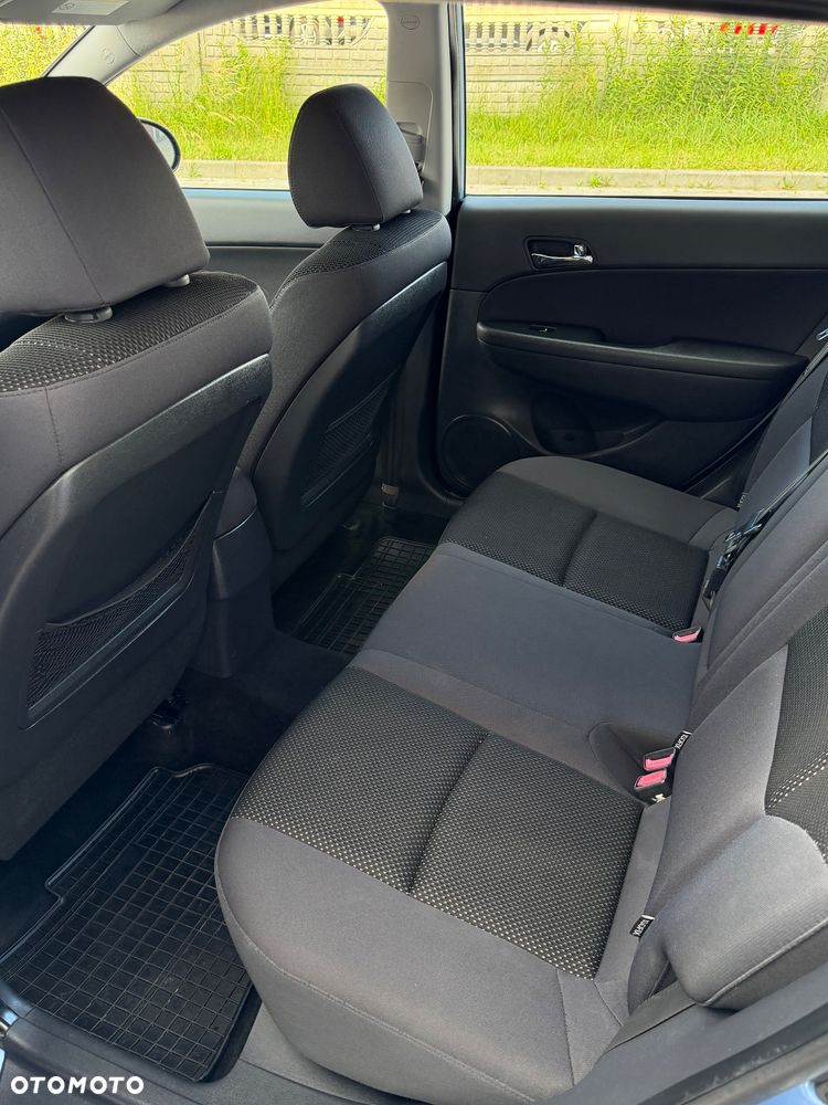 Hyundai i30 1.6 blue Classic - 25