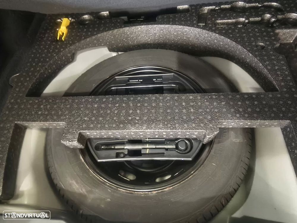 Peugeot 2008 PureTech 110 Stop&Start EAT6 Allure - 20