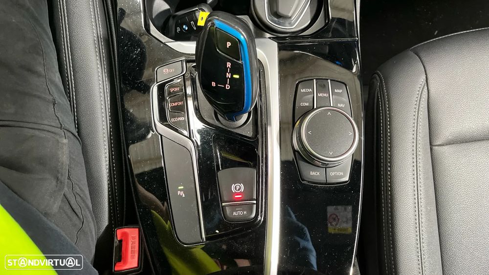 BMW iX3 Inspiring - 21