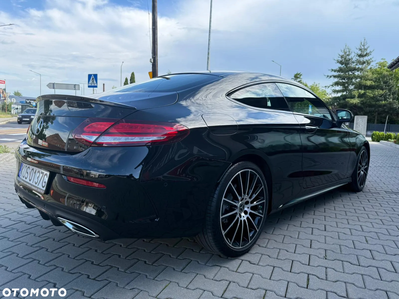 Mercedes-Benz Klasa C 300 9G-TRONIC AMG Line - 9