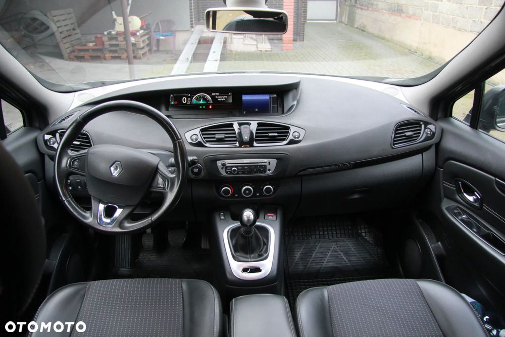 Renault Scenic 1.5 dCi Expression - 11