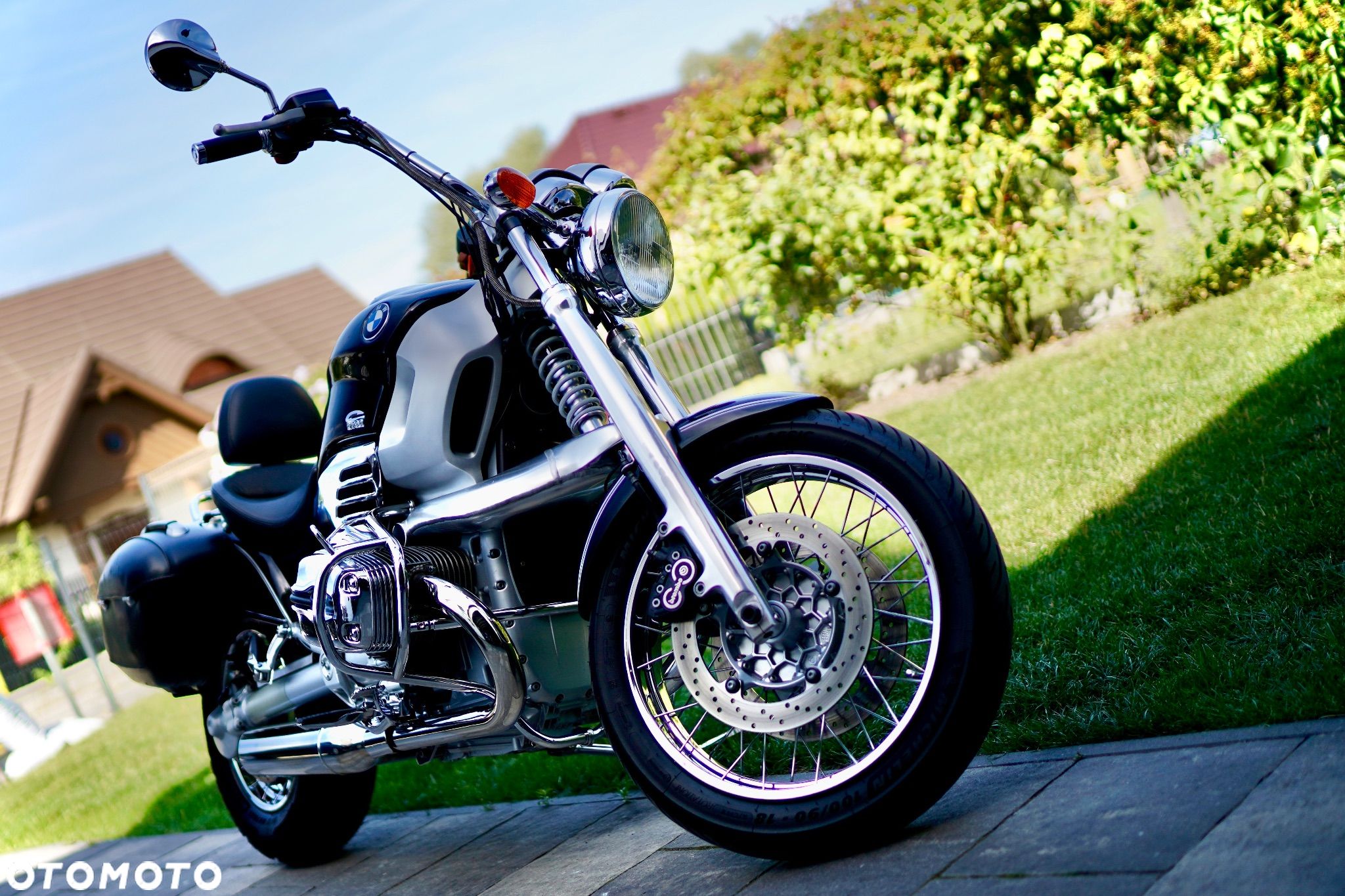 BMW R - 1