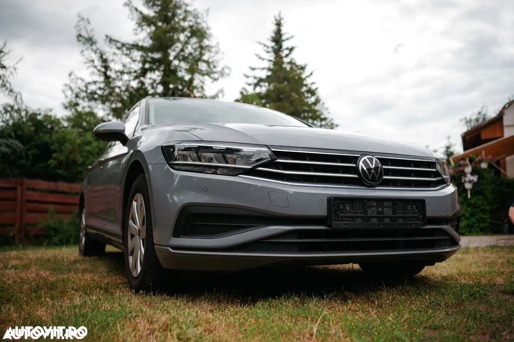Volkswagen Passat 2.0 TDI SCR DSG - 2