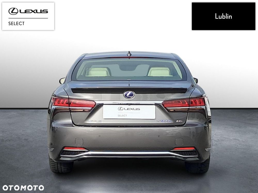 Lexus LS - 4