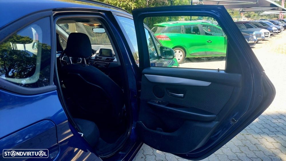 BMW 216 Active Tourer d Advantage - 10