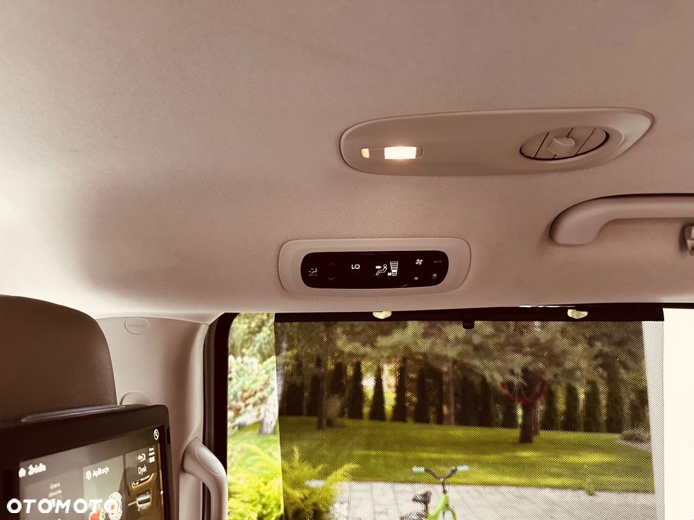 Chrysler Pacifica - 28