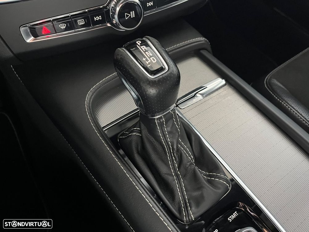 Volvo V90 D4 Geartronic R Design - 19