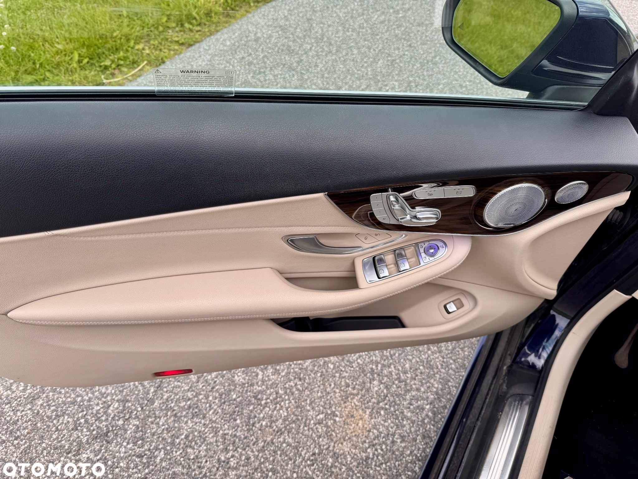 Mercedes-Benz Klasa C 300 4Matic 9G-TRONIC AMG Line - 30