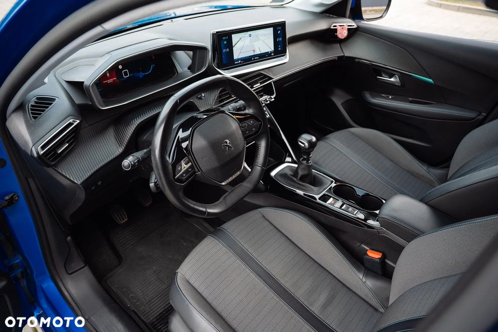 Peugeot 208 1.2 PureTech Allure S&S - 35