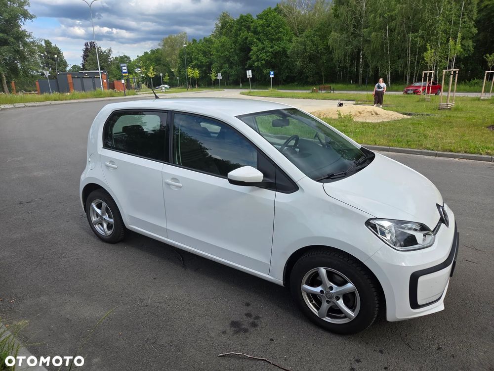 Volkswagen up! 1.0 move - 12