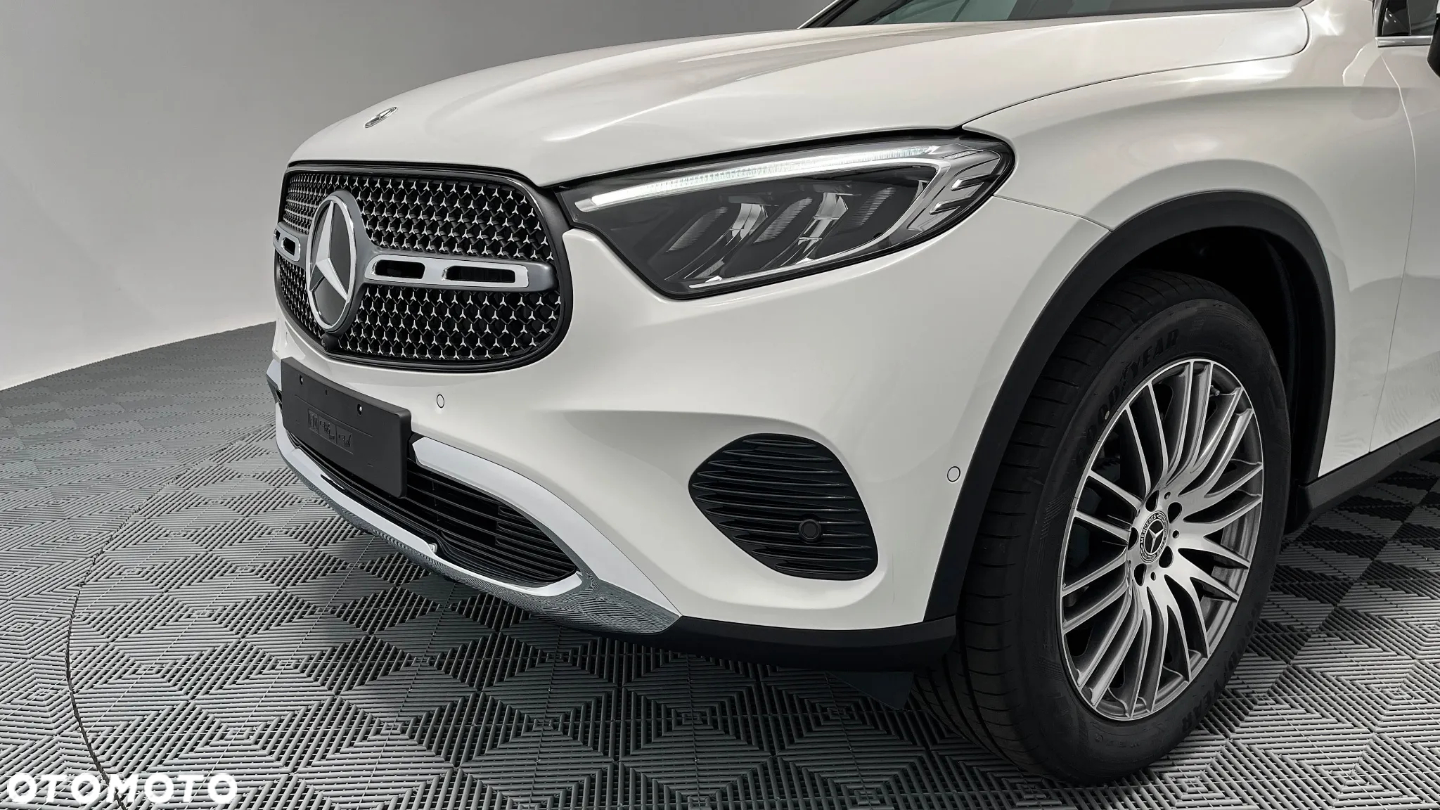 Mercedes-Benz GLC Coupe 200 d mHEV 4-Matic Avantgarde - 13