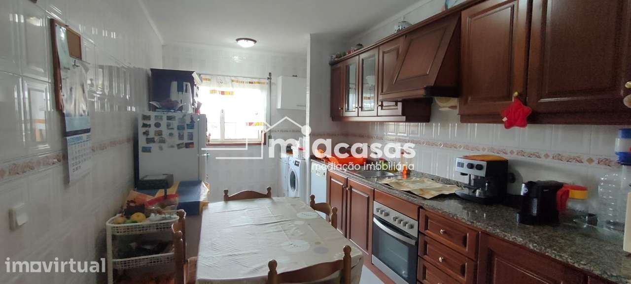 APARTAMENTO T2 - OIÃ - Grande imagem: 2/27