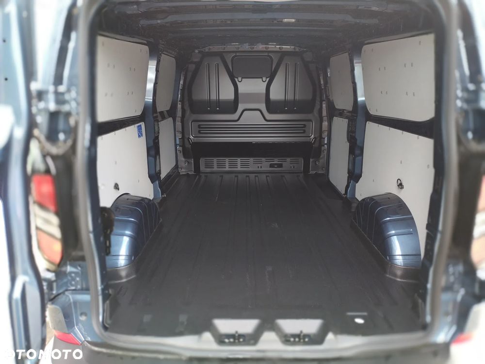 Ford Transit Custom V710 - 6