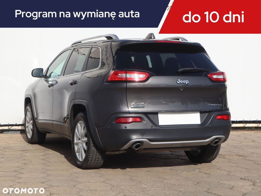 Jeep Cherokee - 6