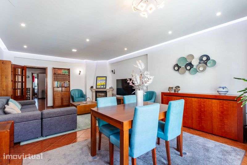 Apartamento T3 Massamá Norte com Garagem Box de 60m2 - Grande imagem: 3/12