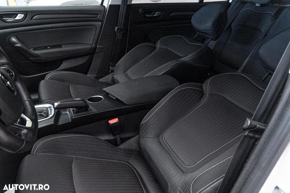 Renault Megane TCe 140 GPF EDC ZEN - 16