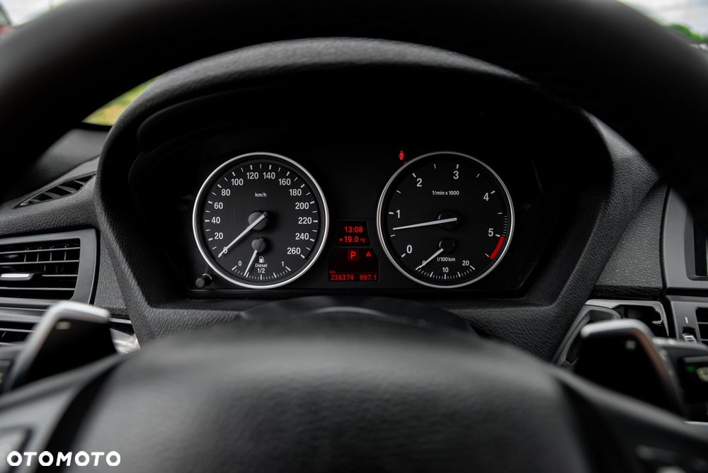 BMW X5 xDrive40d - 29