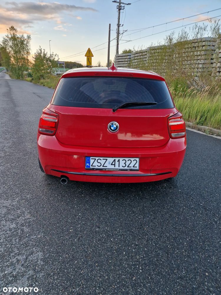 BMW Seria 1 120d Sport Line - 3