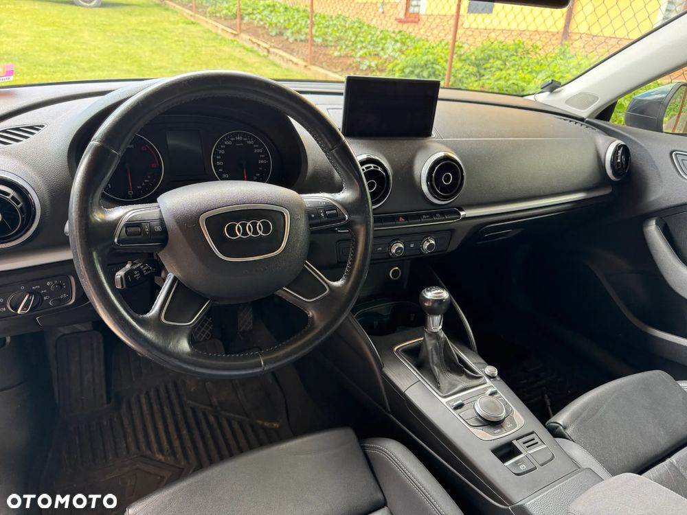 Audi A3 Sportback 2.0 TDI - 6