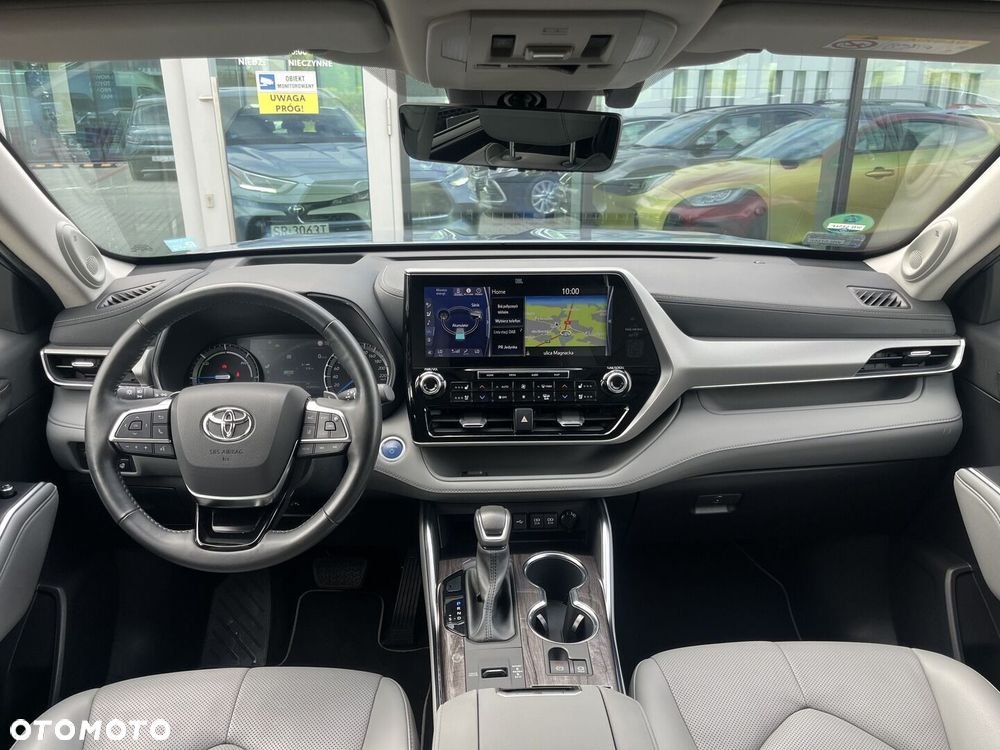 Toyota Highlander - 10
