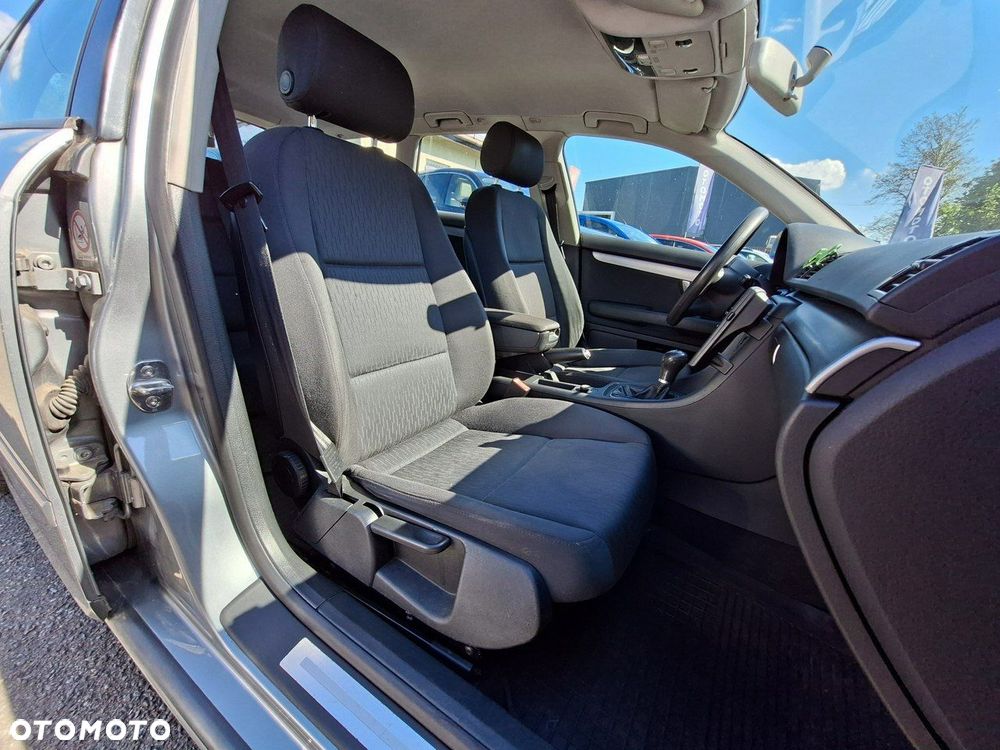 Audi A4 Avant 2.0 TDI - 22