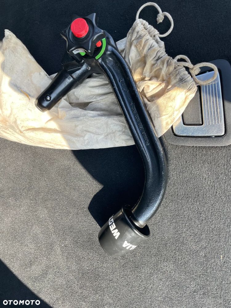 Mercedes-Benz Klasa C 180 (BlueEFFICIENCY) 7G-TRONIC Avantgarde - 21