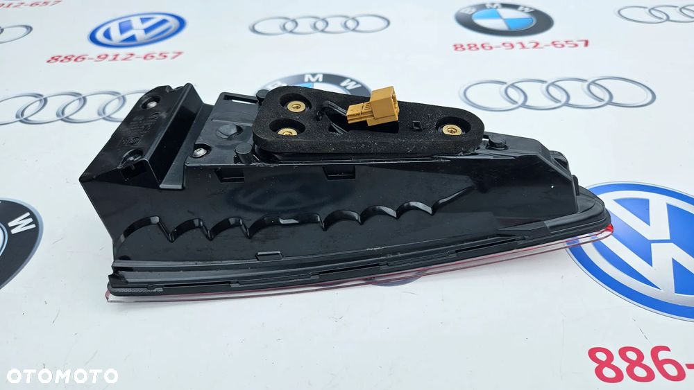SKODA ENYAQ Lampa tył prawy Lampa tylna prawa w klapę 5LG945308C EUROPA IDEALNA - 9