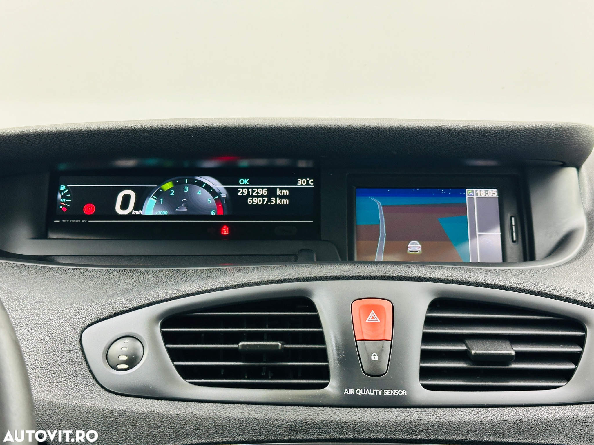Renault Scenic - 27