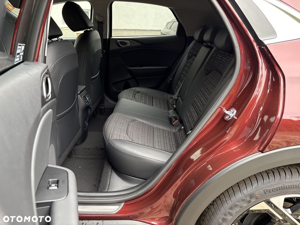 Kia XCeed 1.6 T-GDI L DCT - 12