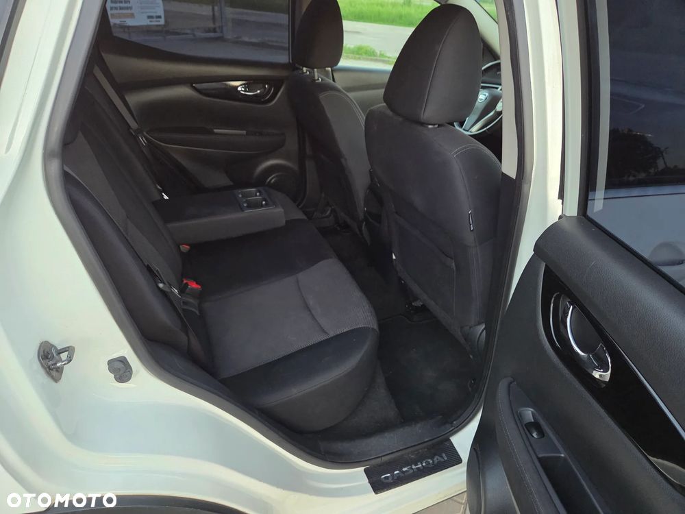 Nissan Qashqai 1.2 DIG-T Tekna+ - 36