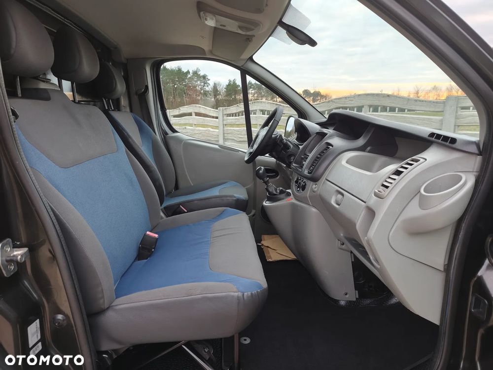 Renault Trafic - 14